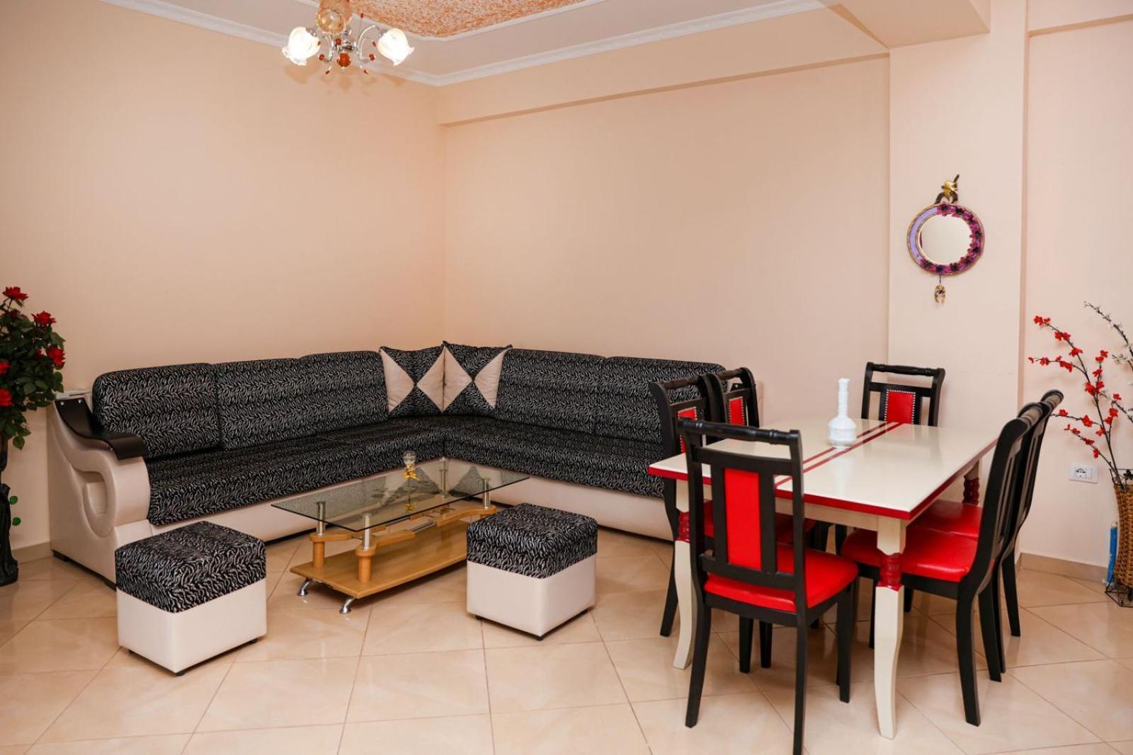 Rio'S Apartment Берат Экстерьер фото