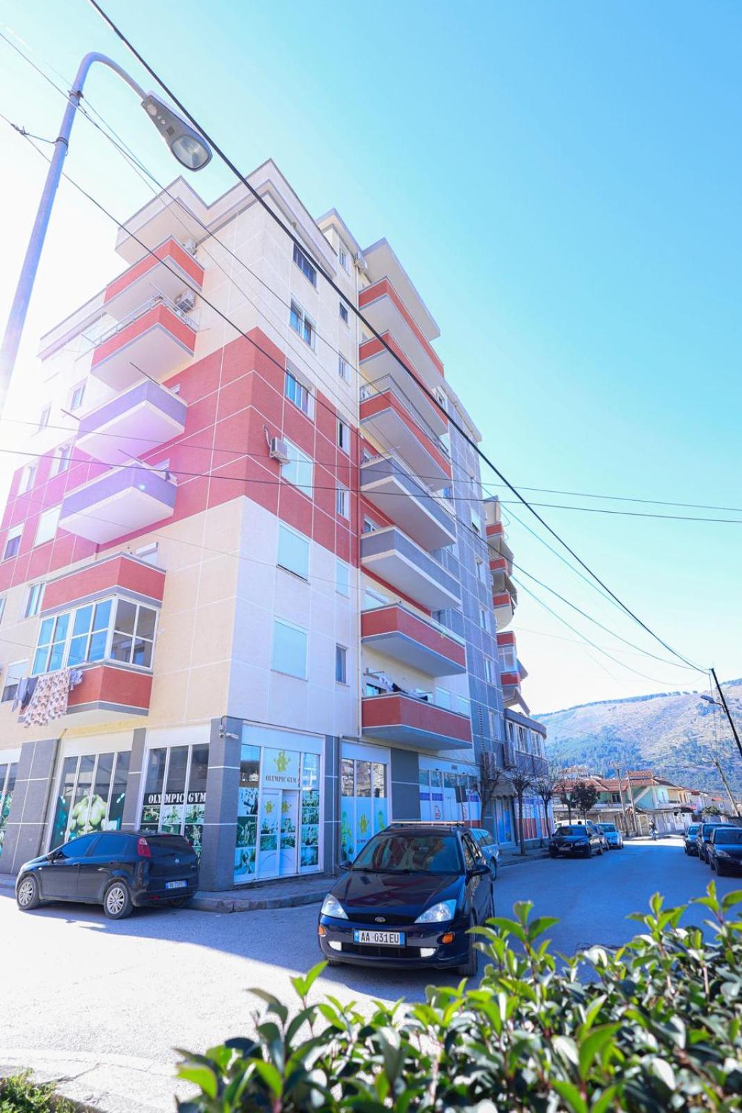 Rio'S Apartment Берат Экстерьер фото